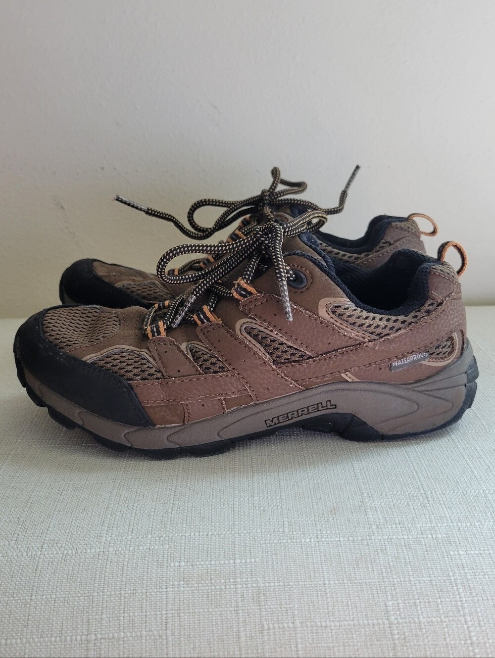 Merrell Brown Moab Low Lace Waterproof Top Hiking Boots Boys Size 3M